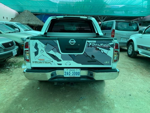 Nissan Frontier ឆ្នាំ 07 ប៉ុង1