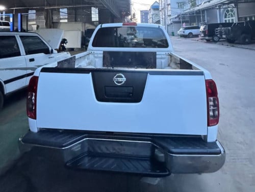 NISSAN NAVARA 2011 For Rent /出租