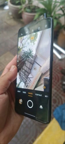 Oppo Reno10x Zoom អេក្រង់សុីនស្ទើតួបែកខ្នងតម្លៃល្អ