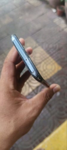 Oppo Reno10x Zoom អេក្រង់សុីនស្ទើតួបែកខ្នងតម្លៃល្អ