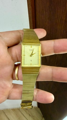 Original Rare Vintage Citizen Tank Quartz Gold Tone Textured Dial 1995 - (Condition 80%)