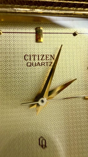 Original Rare Vintage Citizen Tank Quartz Gold Tone Textured Dial 1995 - (Condition 80%)