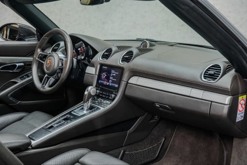 Porches 718 Boxster S 2017
