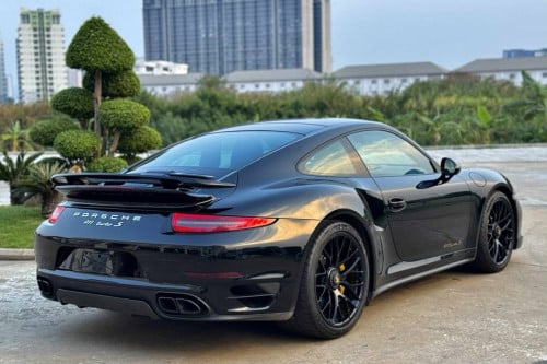 Porsche 911 Turbo S
