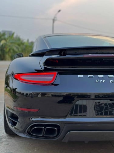 Porsche 911 Turbo S