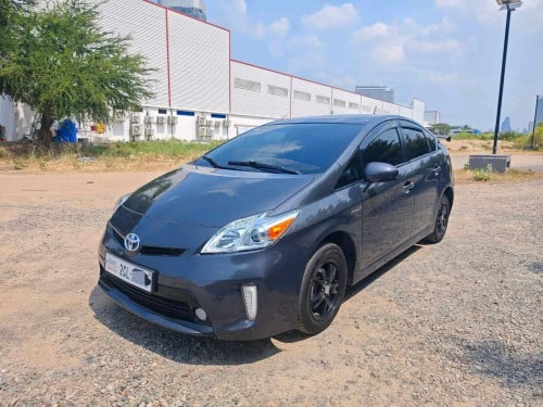 Prius 012 Option4 Deluxe Solar