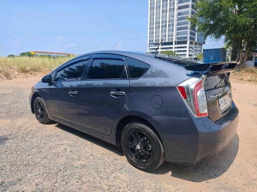 Prius 012 Option4 Deluxe Solar