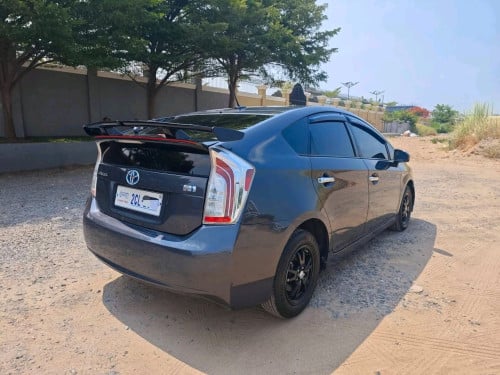 Prius 012 Option4 Deluxe Solar