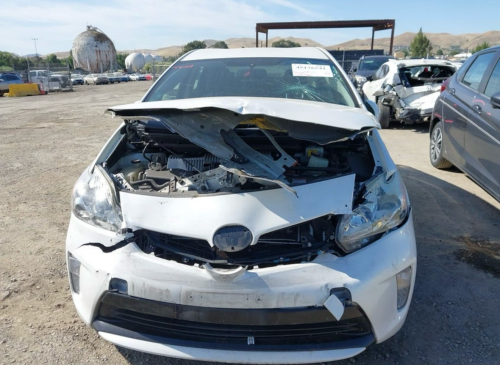Prius 014 options 3 ឡាន CA មាន🐝ខ្ចៅខ្ចងថ្មី7 ពណ៍