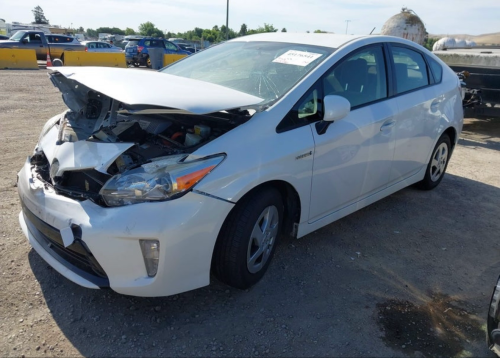 Prius 014 options 3 ឡាន CA មាន🐝ខ្ចៅខ្ចងថ្មី7 ពណ៍