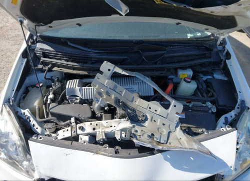 Prius 014 options 3 ឡាន CA មាន🐝ខ្ចៅខ្ចងថ្មី7 ពណ៍