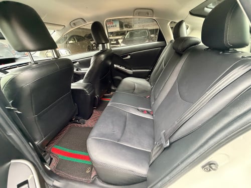 Prius 015 Persona option