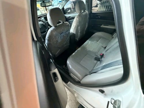 Prius 05 full no map