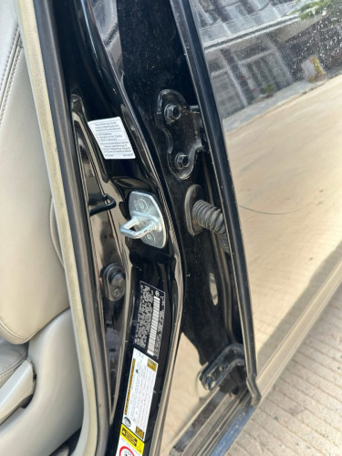 Prius 08 full option បើកដំបូរ