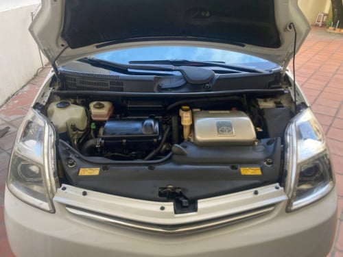 PRIUS 2005 For Rent /出租
