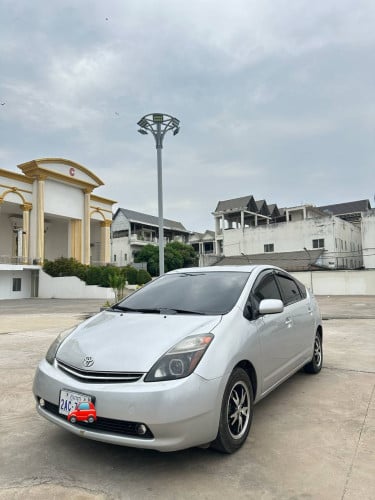 PRIUS 2006 For Rent /出租