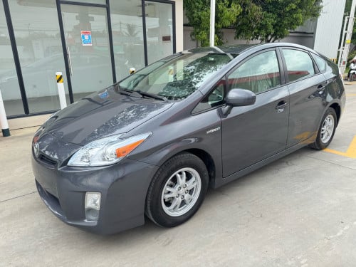 Prius 2010 lll ថ្នាំហ្ស៊ីនមួយជុំ