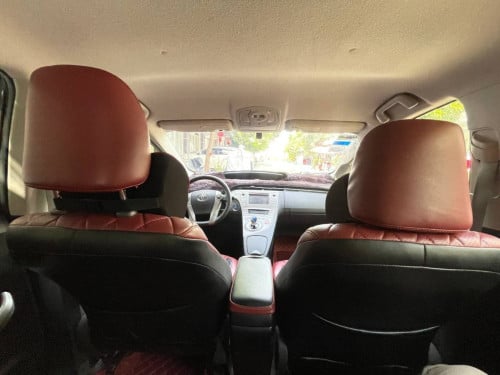 PRIUS 2012 For Rent /出租