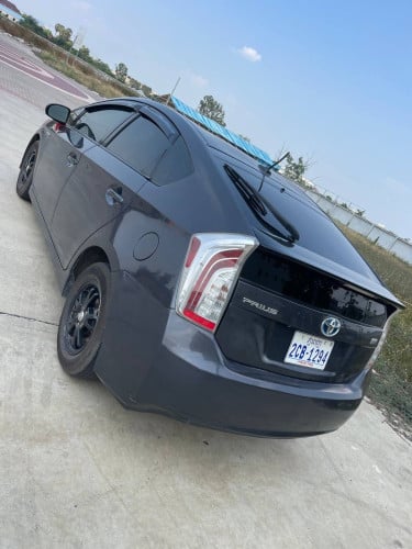 Prius 2013 option 3