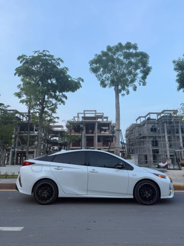 Prius Prime (ឡានជិះផ្ទាល់)