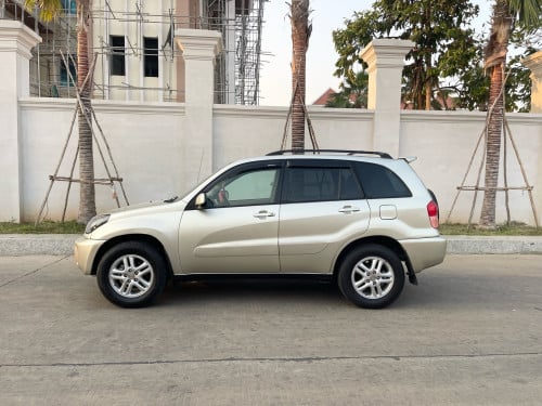 Rav4 2002 ឡានស្អាត​ ឯកសារគ្រប់​ ម៉ាសុីនប្រអប់លេខនៅល្អ