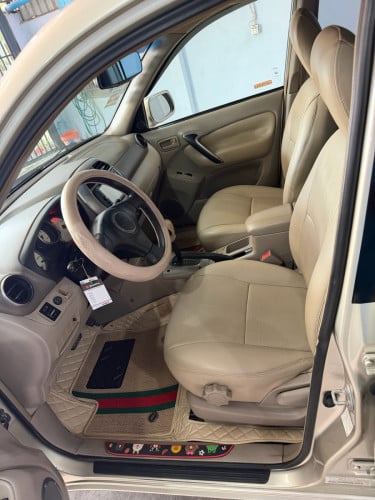 Rav4L 01ប៉ុង1ឡានថ្មី