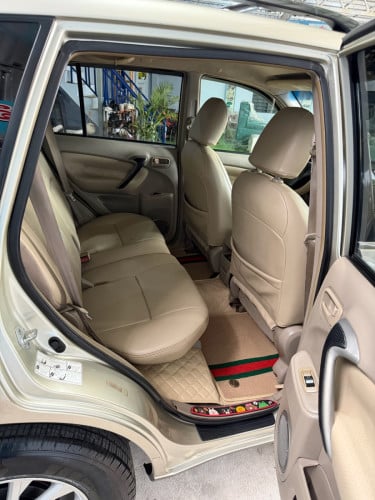 Rav4L 01ប៉ុង1ឡានថ្មី
