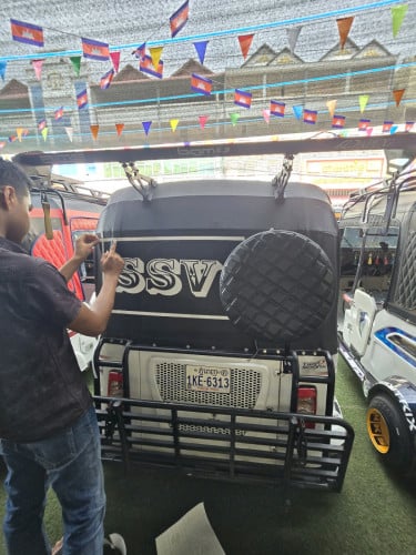 Re bajaj2023លក់