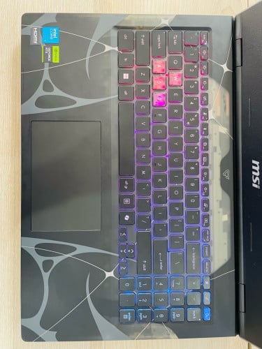 RTX 5050 លក់ខាតជាង400$😱 MSI Cyborg15 B2RWEKG ថ្មី 1000$ជាង😤