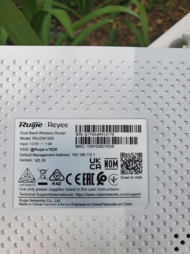 Ruijie EW1200 17$