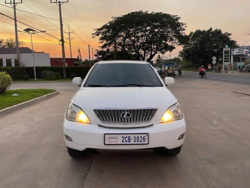 RX 330 2004 For Rent /出租