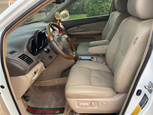 RX 330 2004 For Rent /出租