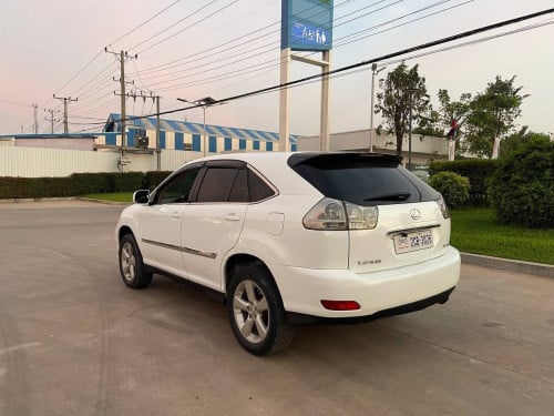 RX 330 2004 For Rent /出租