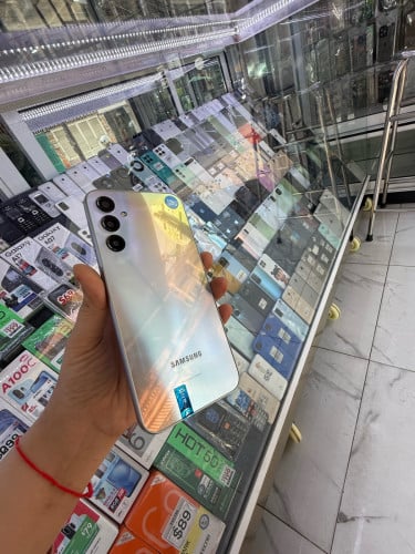 Samsung A24(16g*+128g)99.99%