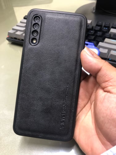 Samsung A50 សុីម 2 អេក្រង់សុីន Super AmoLED បែកប្រើបានធម្មតា Ram 4GB Memory 64GB លក់ 20$