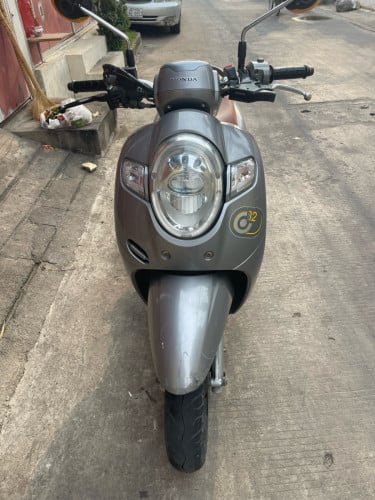 Scoopy for sale