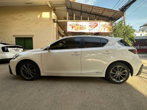 sedan