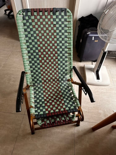 Selling used chairs