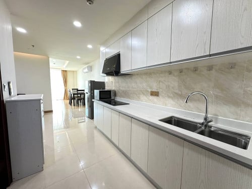 Serviced Condo for rent in Olympia city