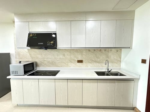 Serviced Condo for rent in Olympia city