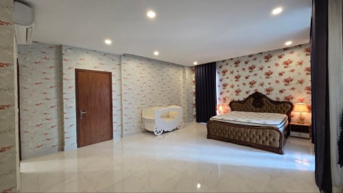 Single villa for rent at 60m