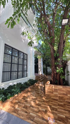 Single villa for rent at 60m