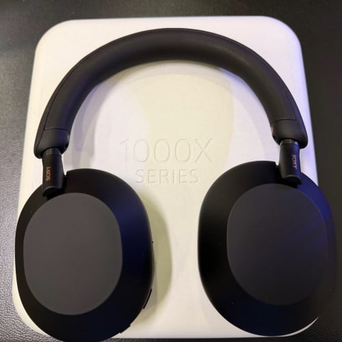 SONY WH-1000XM5 like New 99%