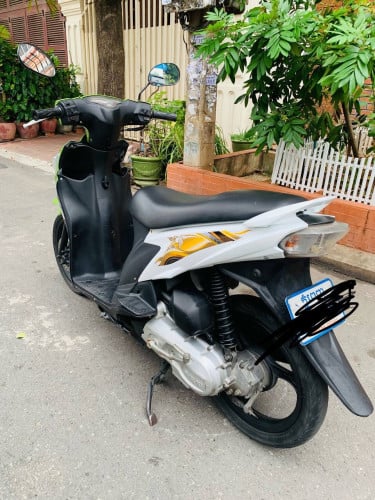 SUZUKI NEX (620$)2012 Japan 110cc