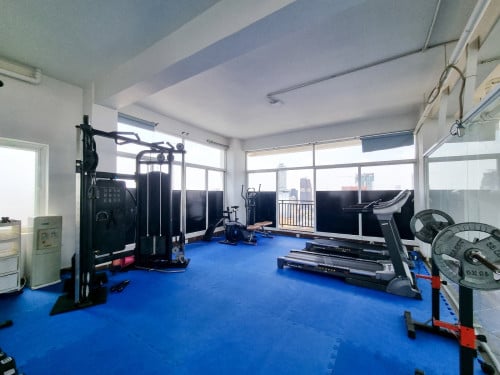 Swimming Pool Studio Serviced Apartment with Gym For Rent near AEON mall