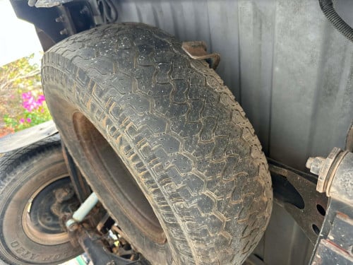 Tacoma 02 ម៉ាសុិន6 ប៉ុងភ្លើង លេខAI