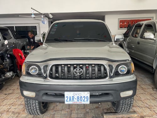 Tacoma ឆ្នាំ02 V6 ប៉ុងភ្លើង ឡានថ្មី