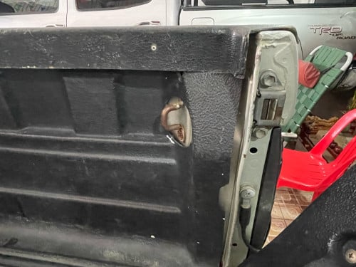 Tacoma ឆ្នាំ02 V6 ប៉ុងភ្លើង ឡានថ្មី