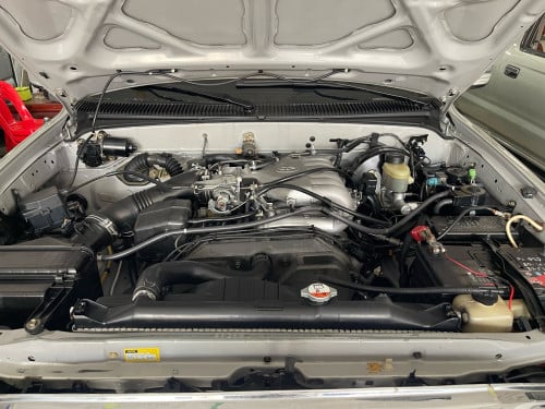 Tacoma ឆ្នាំ02 V6 ប៉ុងភ្លើង ឡានថ្មី