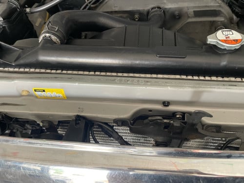 Tacoma ឆ្នាំ02 V6 ប៉ុងភ្លើង ឡានថ្មី